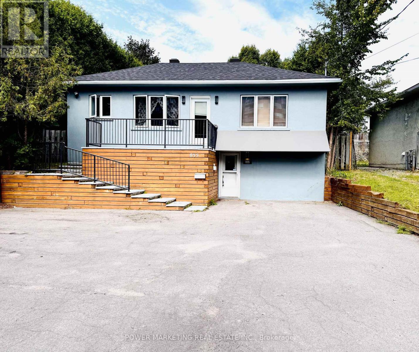 A - 835 Montreal Road, Ottawa, Ontario  K1K 0S9 - Photo 1 - X12375683