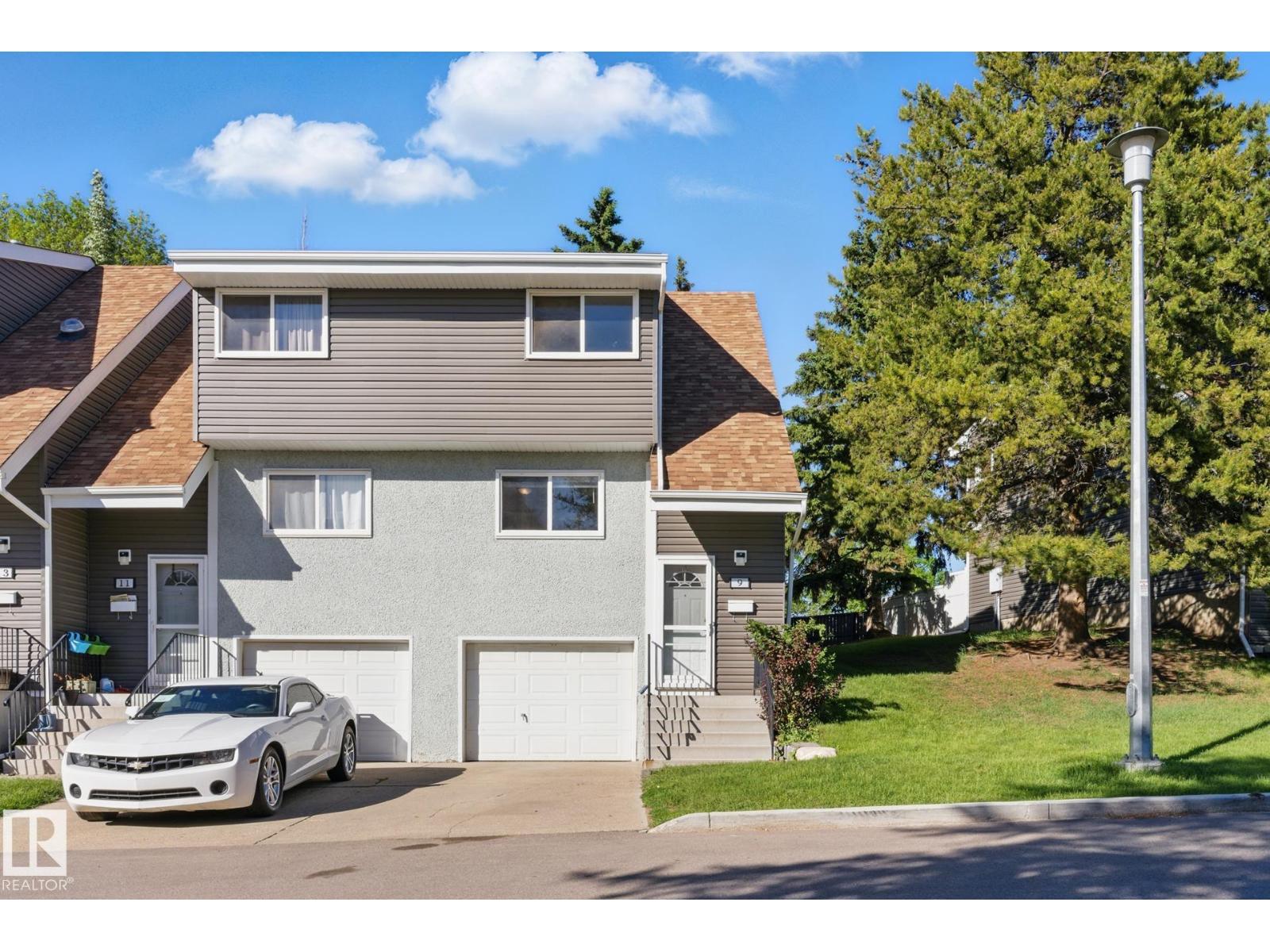 9 GRANDIN WOODS ES, St. Albert, Alberta