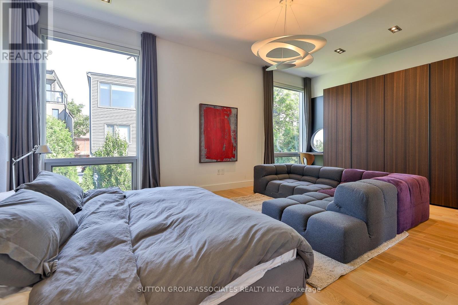 22 Mitchell Avenue, Toronto (Niagara), Ontario  M6J 1B9 - Photo 22 - C12383737