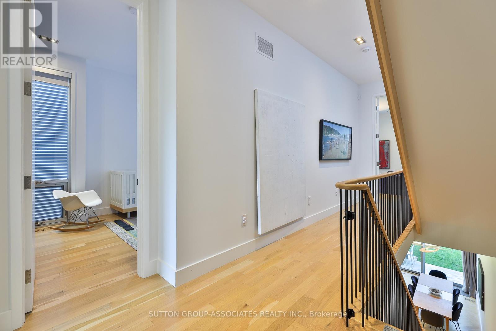 22 Mitchell Avenue, Toronto (Niagara), Ontario  M6J 1B9 - Photo 27 - C12383737
