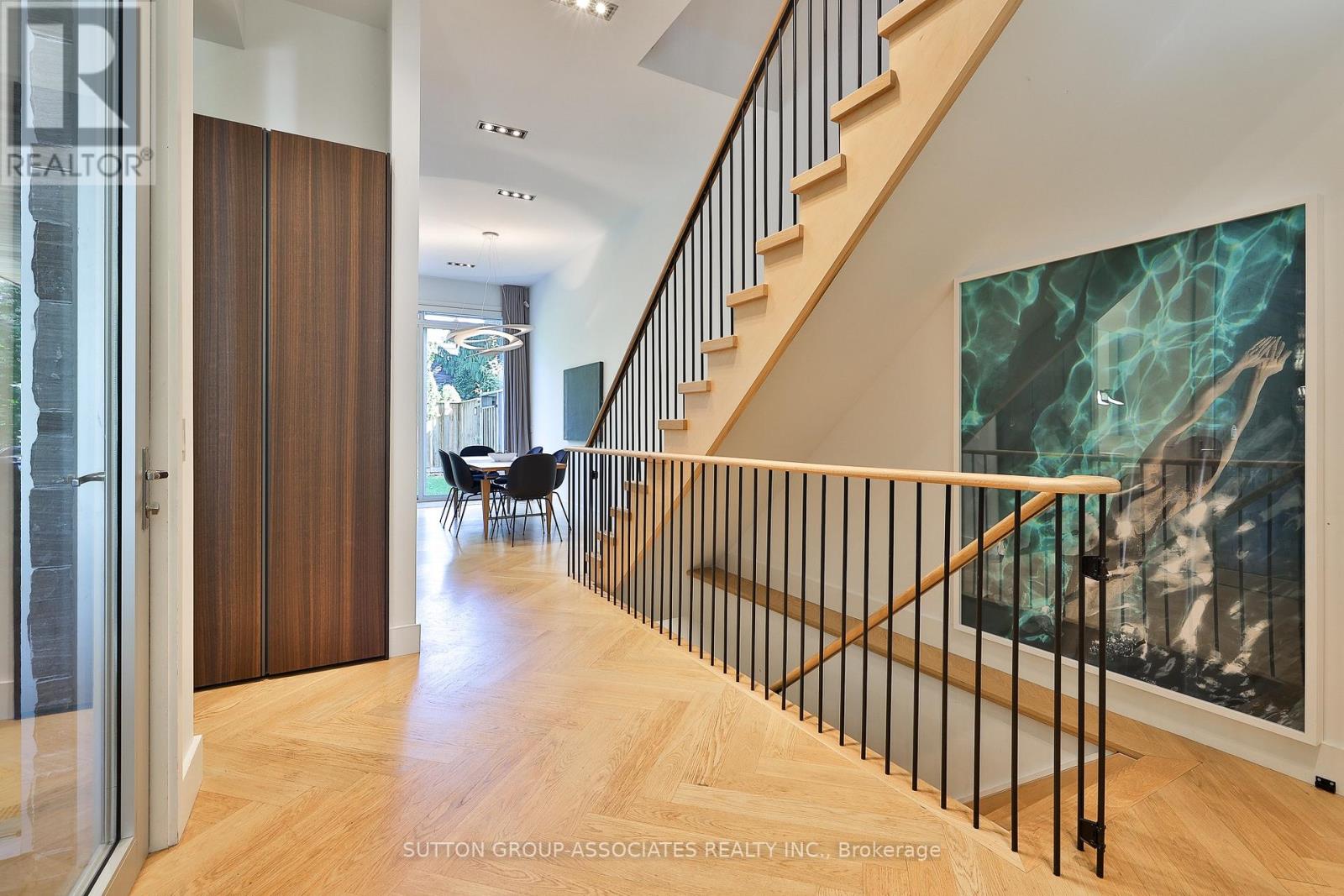22 Mitchell Avenue, Toronto (Niagara), Ontario  M6J 1B9 - Photo 7 - C12383737