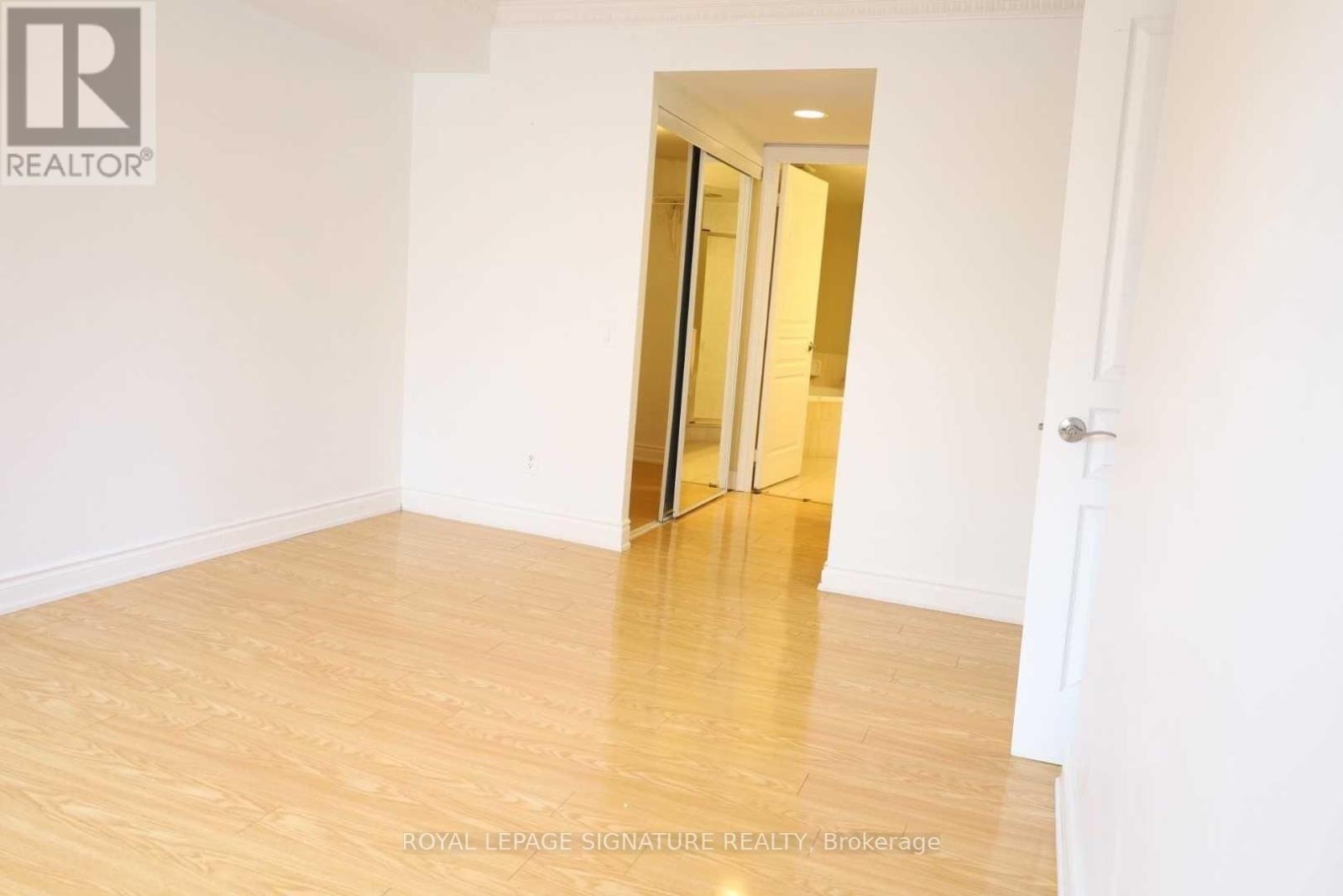 407 - 8 Mckee Avenue, Toronto, Ontario  M2N 7E5 - Photo 4 - C12383761