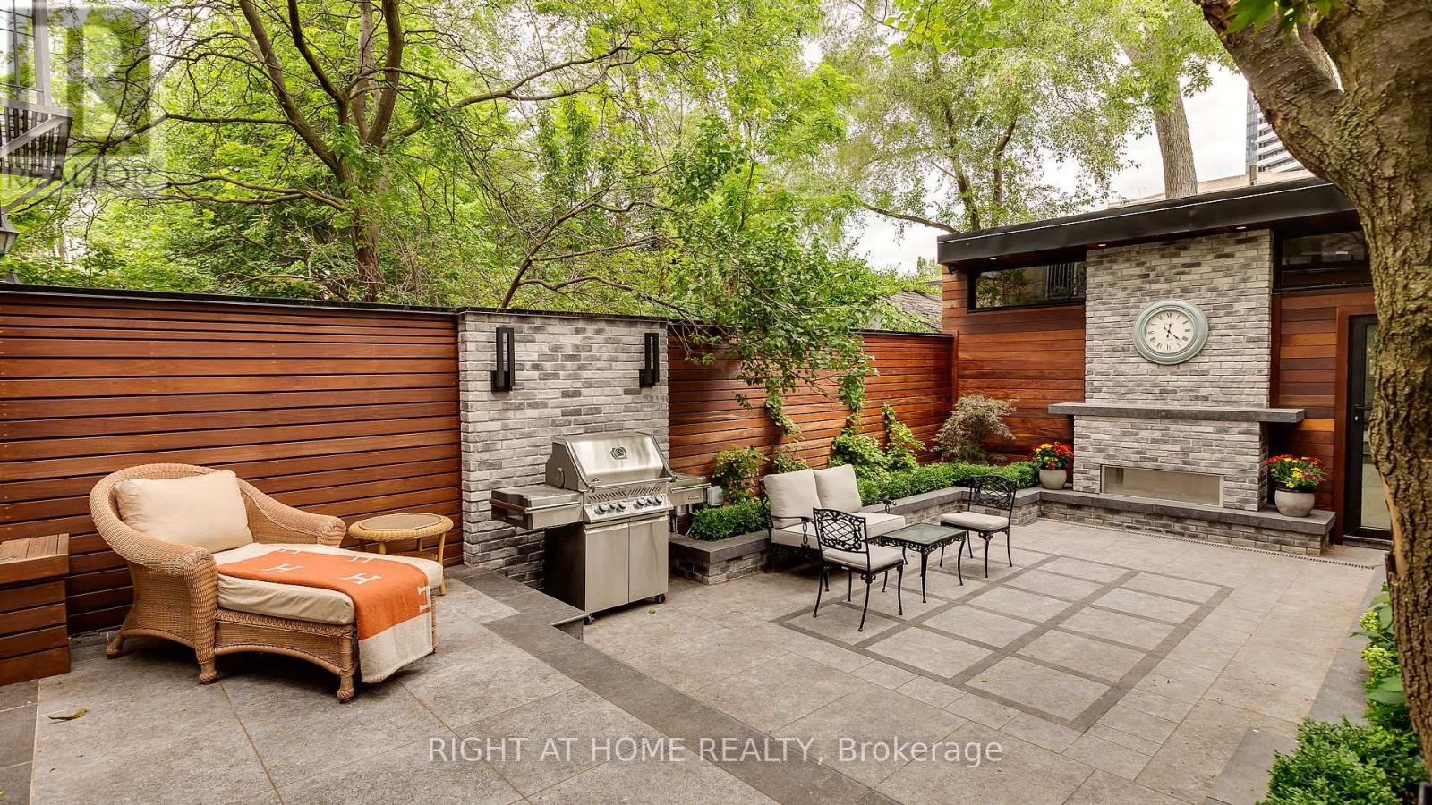 53 Hazelton Avenue, Toronto, Ontario  M5R 2E3 - Photo 22 - C12383770