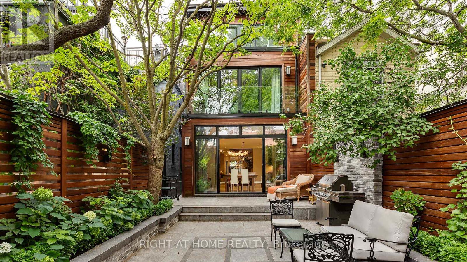 53 Hazelton Avenue, Toronto, Ontario  M5R 2E3 - Photo 27 - C12383770