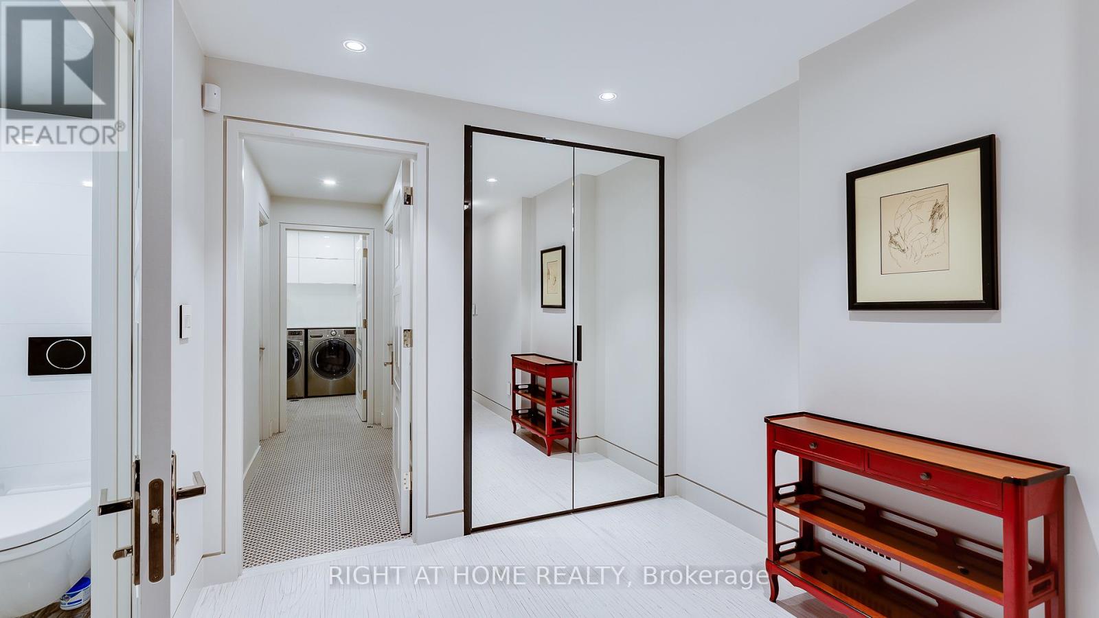 53 Hazelton Avenue, Toronto, Ontario  M5R 2E3 - Photo 48 - C12383770
