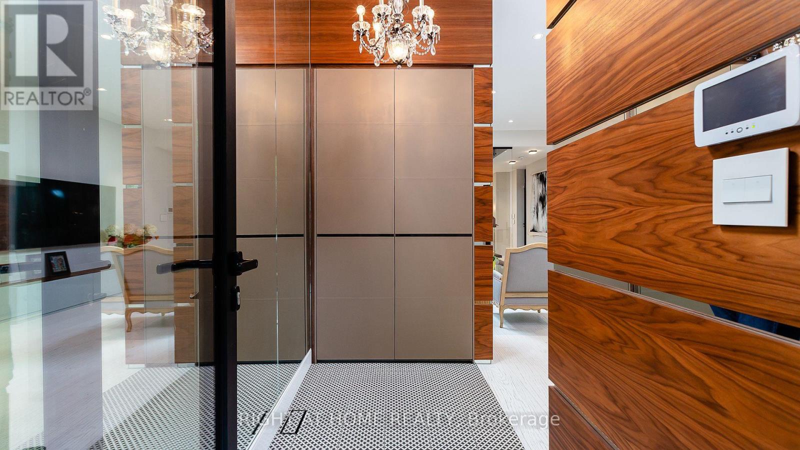 53 Hazelton Avenue, Toronto, Ontario  M5R 2E3 - Photo 6 - C12383770