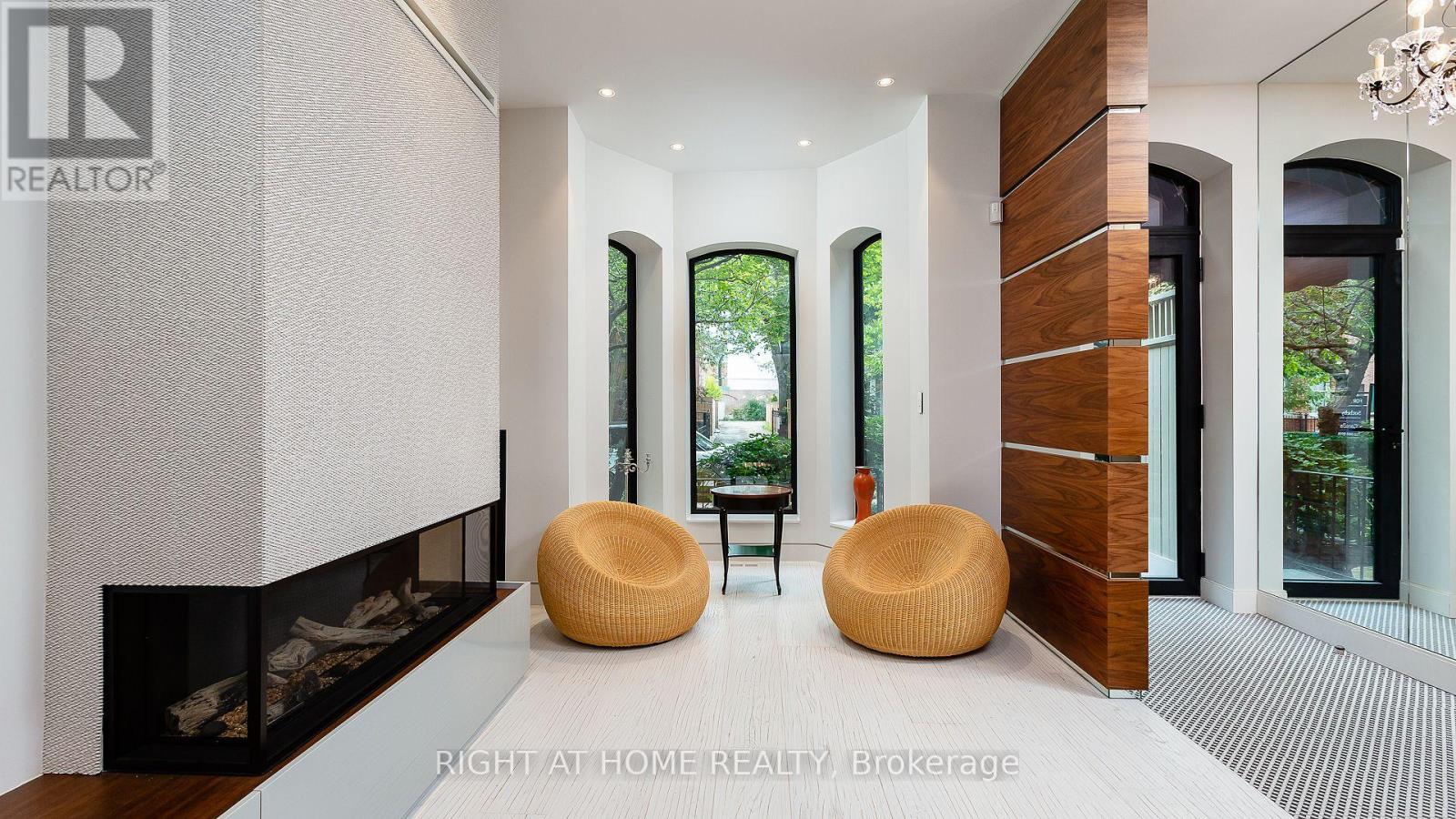 53 Hazelton Avenue, Toronto, Ontario  M5R 2E3 - Photo 8 - C12383770