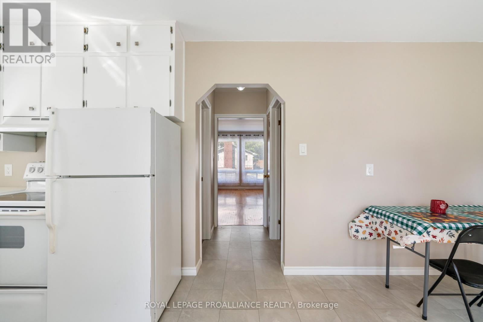 133 Victor Road, Prescott, Ontario  K0E 1T0 - Photo 13 - X12383814