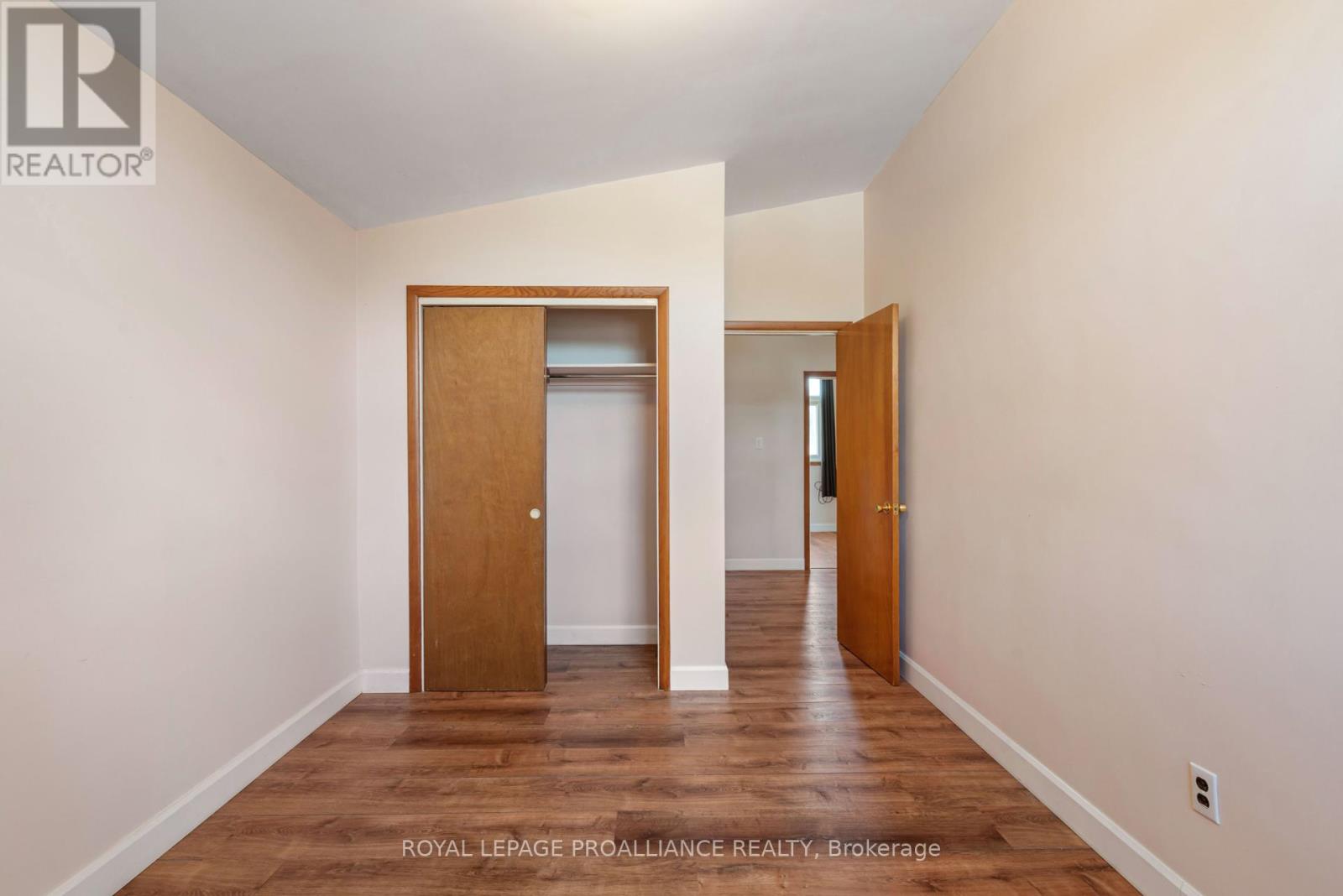 133 Victor Road, Prescott, Ontario  K0E 1T0 - Photo 18 - X12383814