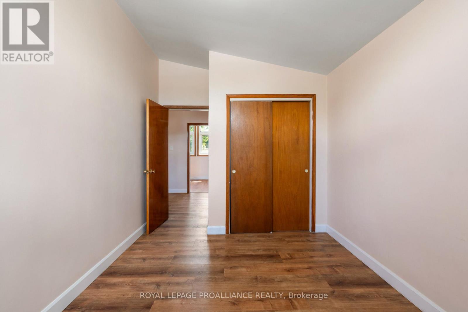 133 Victor Road, Prescott, Ontario  K0E 1T0 - Photo 20 - X12383814