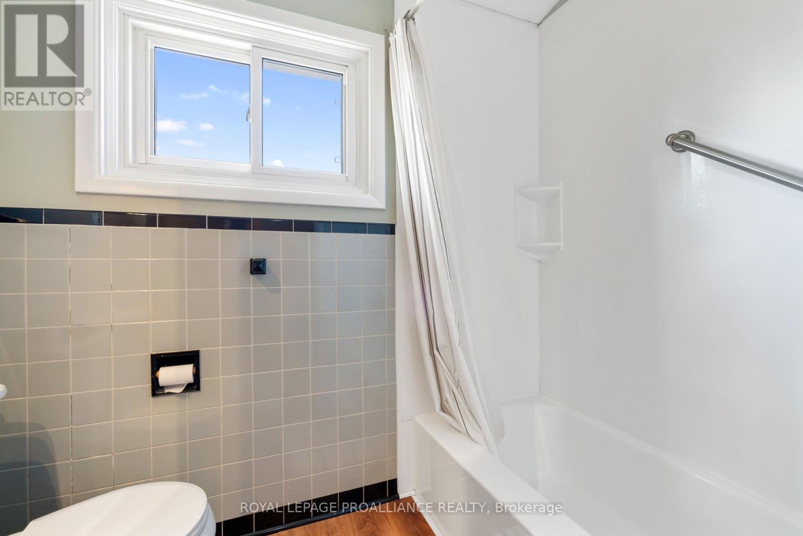 133 Victor Road, Prescott, Ontario  K0E 1T0 - Photo 22 - X12383814