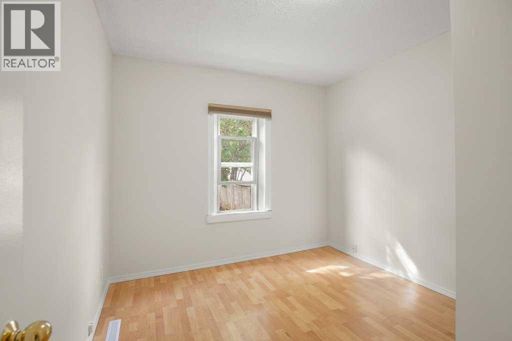 5812 52 Avenue, Red Deer, Alberta  T4N 4K4 - Photo 9 - A2251476