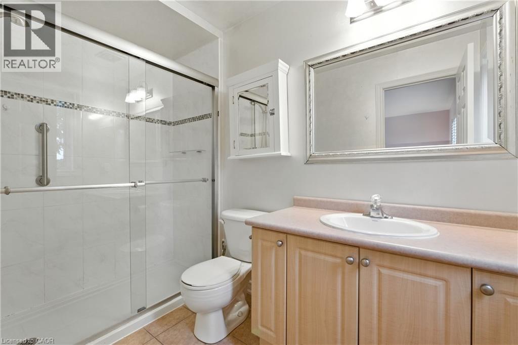 42 Chloe Street, St. Catharines, Ontario  L2P 0A5 - Photo 16 - 40765382