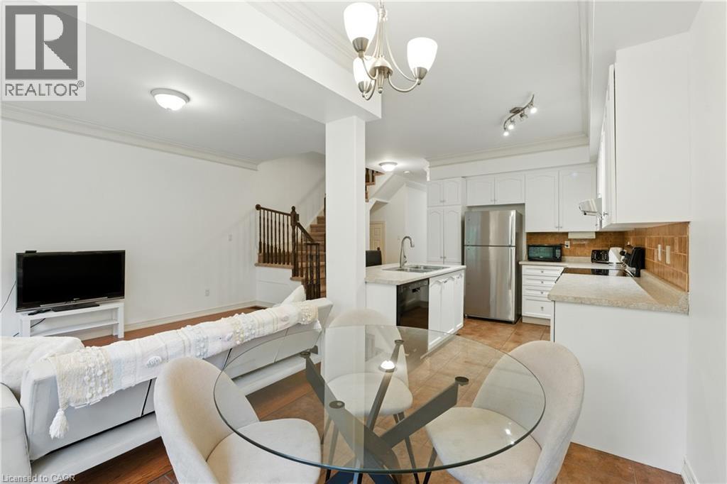 42 Chloe Street, St. Catharines, Ontario  L2P 0A5 - Photo 8 - 40765382
