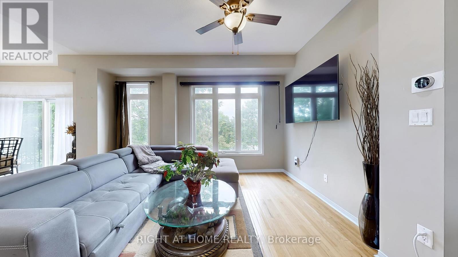 Property at 58 STAGECOACH CIRCLE image 3