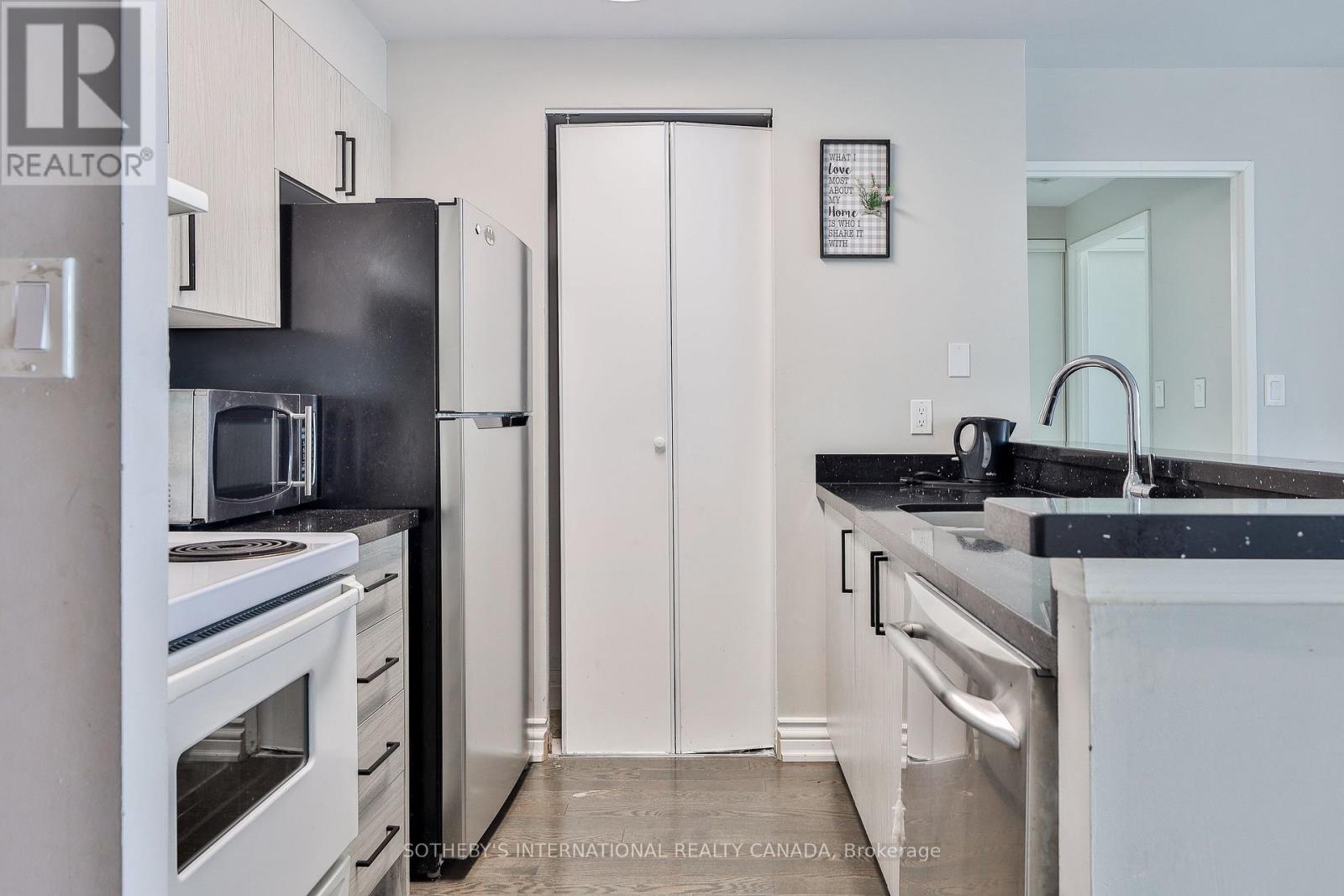501 - 1625 Pickering Parkway, Pickering, Ontario  L1V 6Z6 - Photo 3 - E12383654