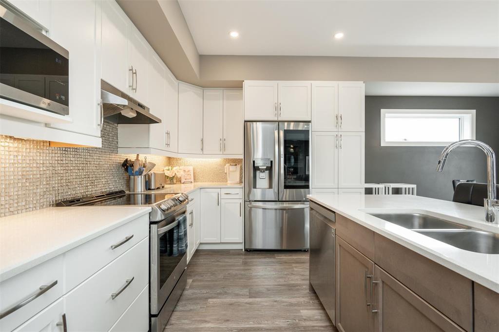 319 Tanager Trail, Winnipeg, Manitoba  R3X 0P9 - Photo 4 - 202522271
