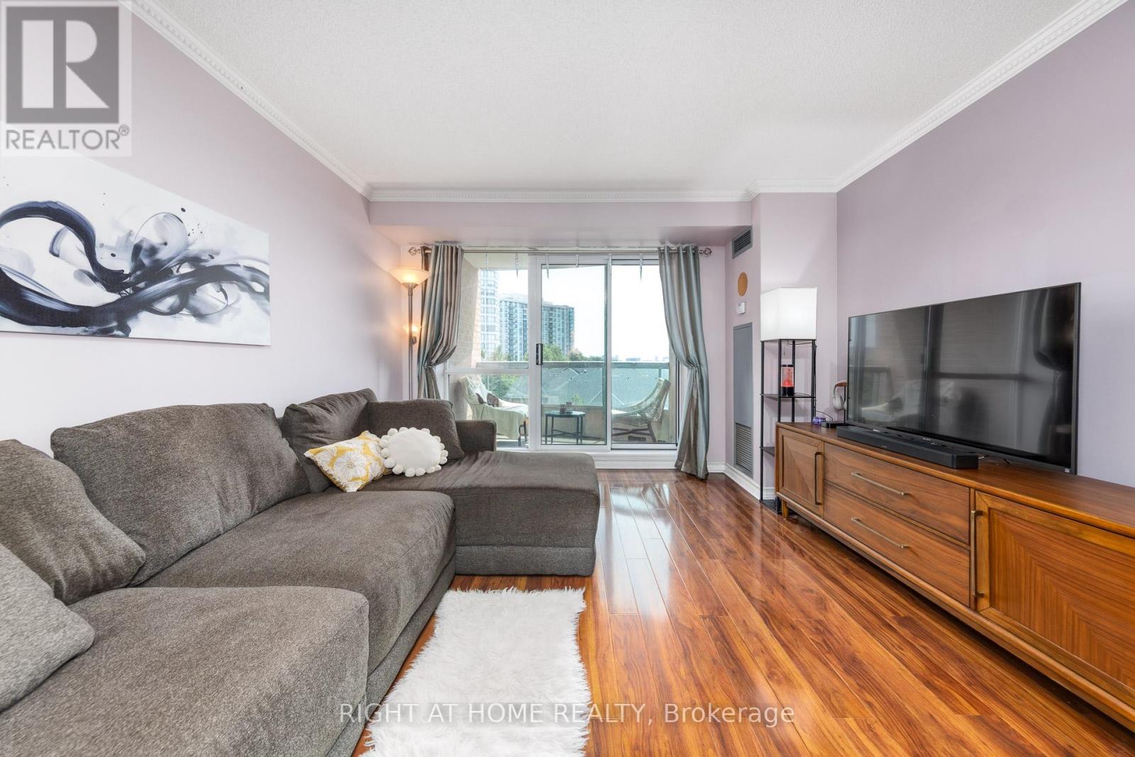 510 - 745 New Westminster Drive, Vaughan (Brownridge), Ontario  L4J 8J9 - Photo 10 - N12383657