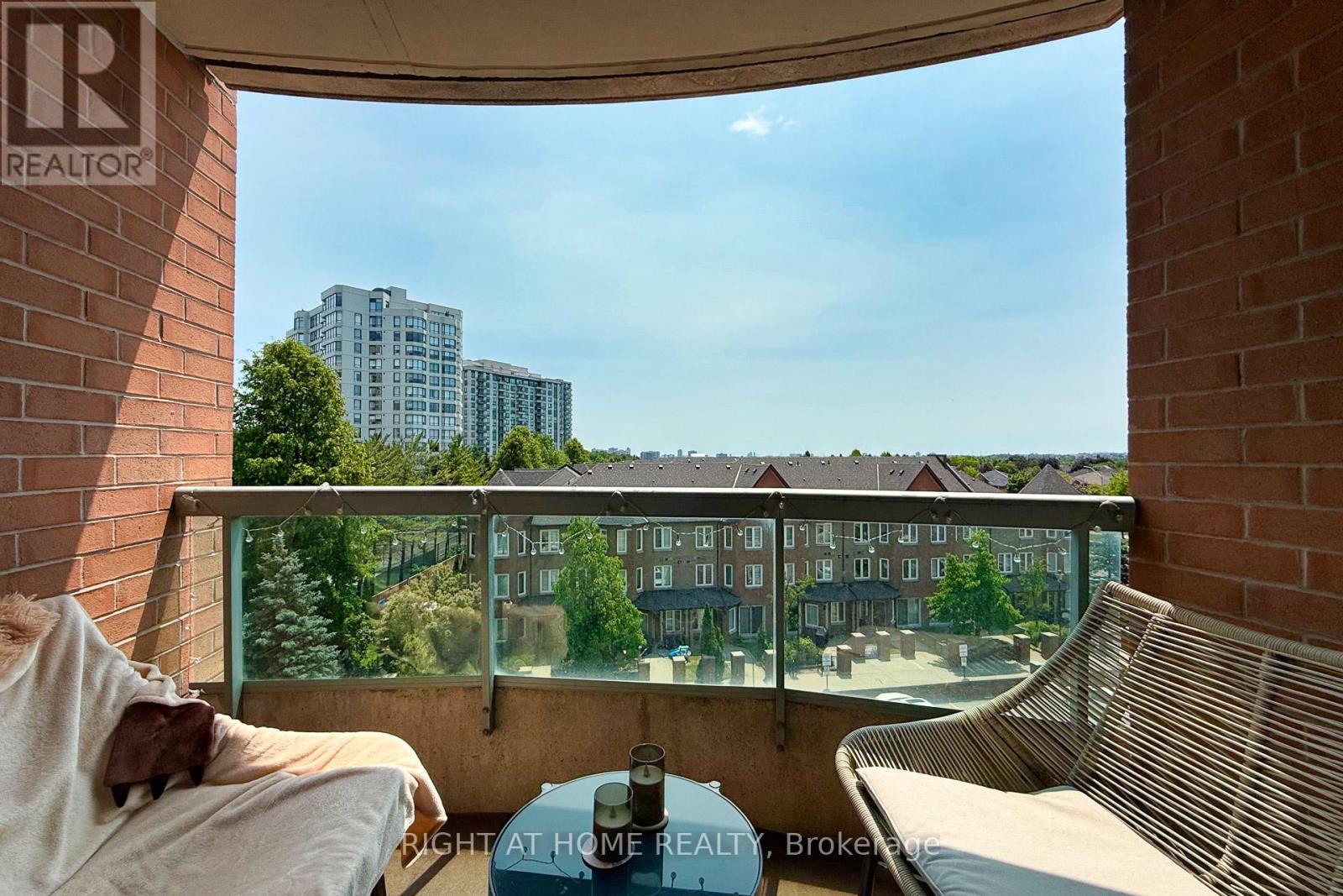 510 - 745 New Westminster Drive, Vaughan (Brownridge), Ontario  L4J 8J9 - Photo 20 - N12383657