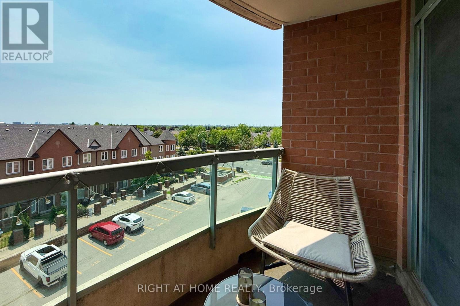 510 - 745 New Westminster Drive, Vaughan (Brownridge), Ontario  L4J 8J9 - Photo 21 - N12383657