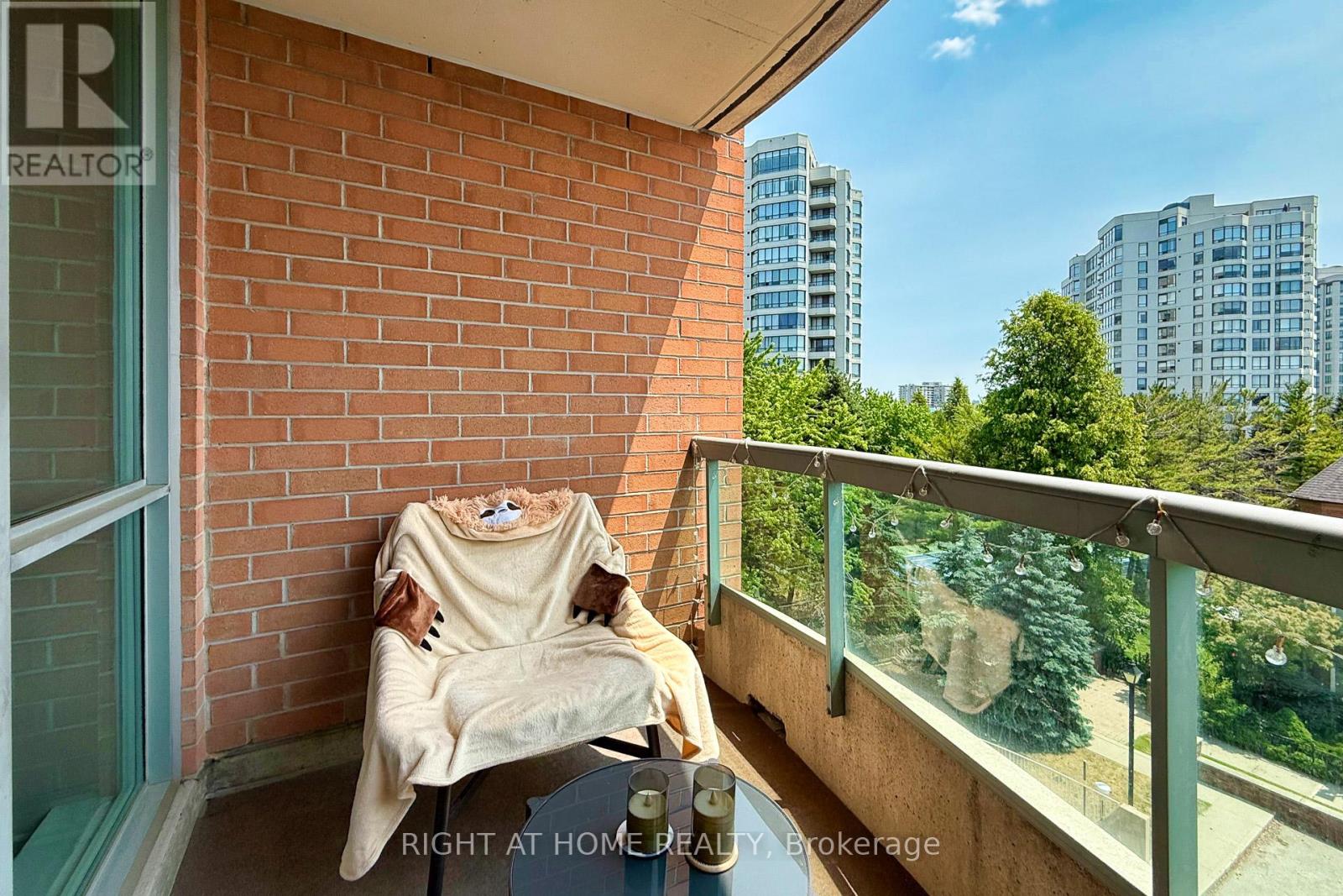 510 - 745 New Westminster Drive, Vaughan (Brownridge), Ontario  L4J 8J9 - Photo 22 - N12383657