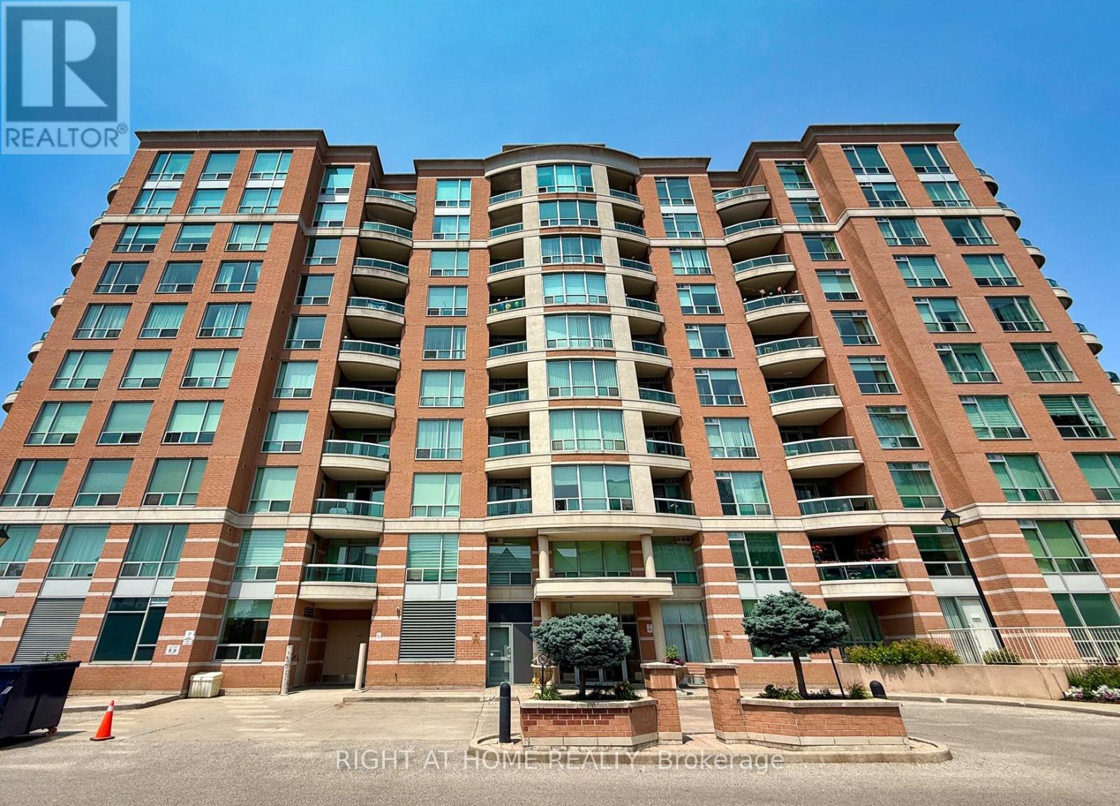 510 - 745 New Westminster Drive, Vaughan (Brownridge), Ontario  L4J 8J9 - Photo 30 - N12383657