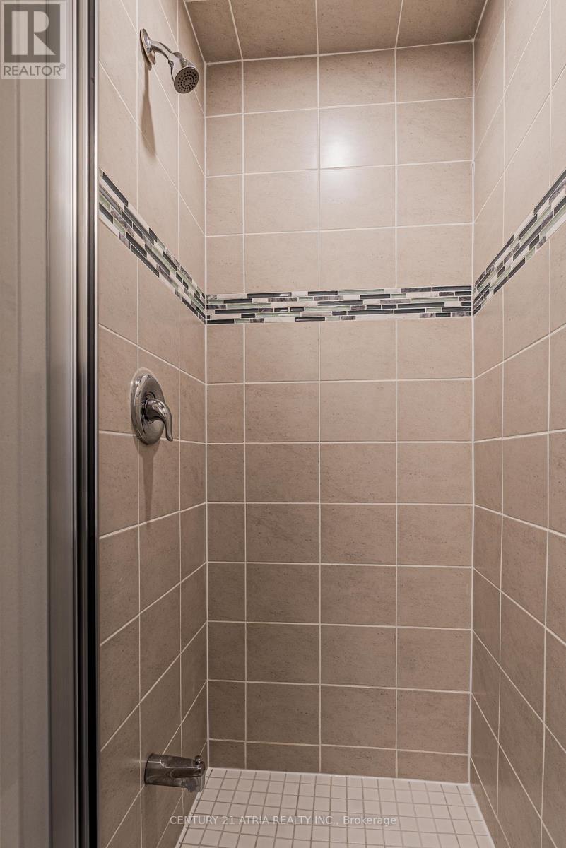 42 Ingersoll Lane, Richmond Hill, Ontario  L4E 1G9 - Photo 20 - N12383749
