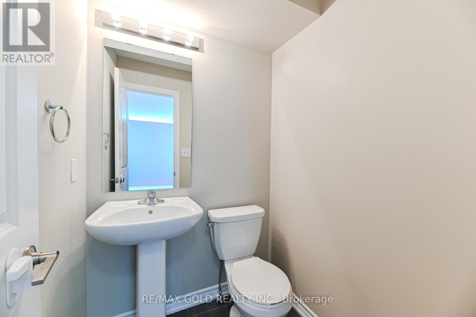 72 Brown Bear Street, Barrie, Ontario  L9J 0H8 - Photo 19 - S12383744
