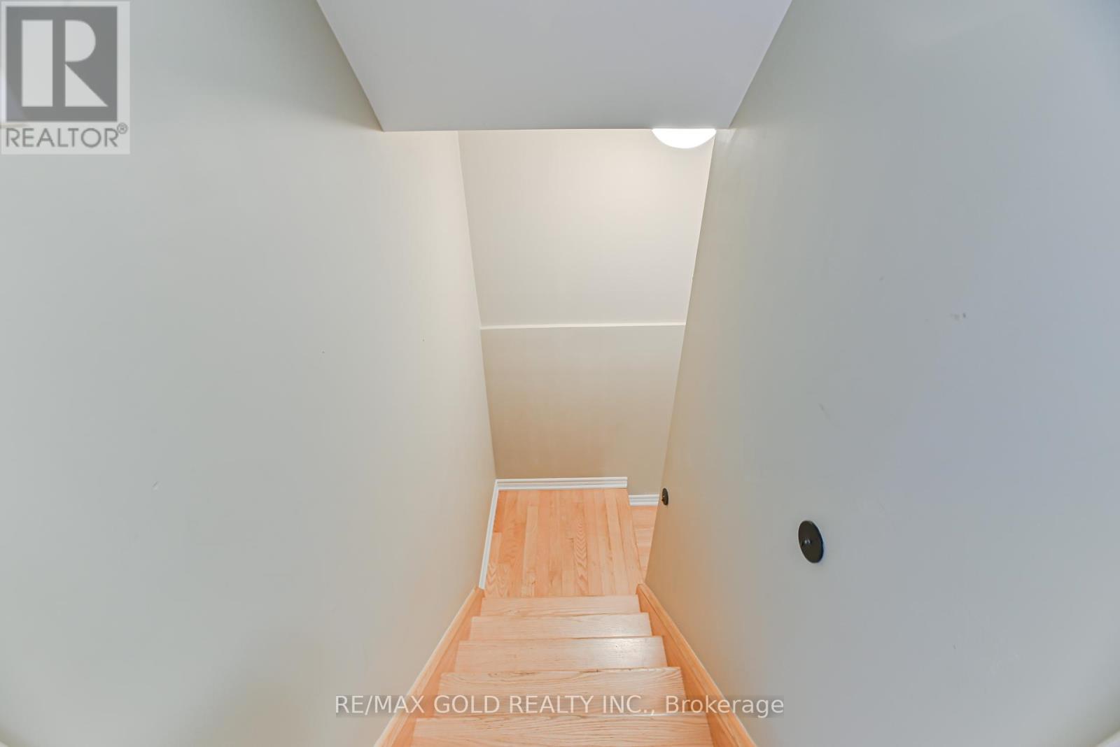 72 Brown Bear Street, Barrie, Ontario  L9J 0H8 - Photo 38 - S12383744