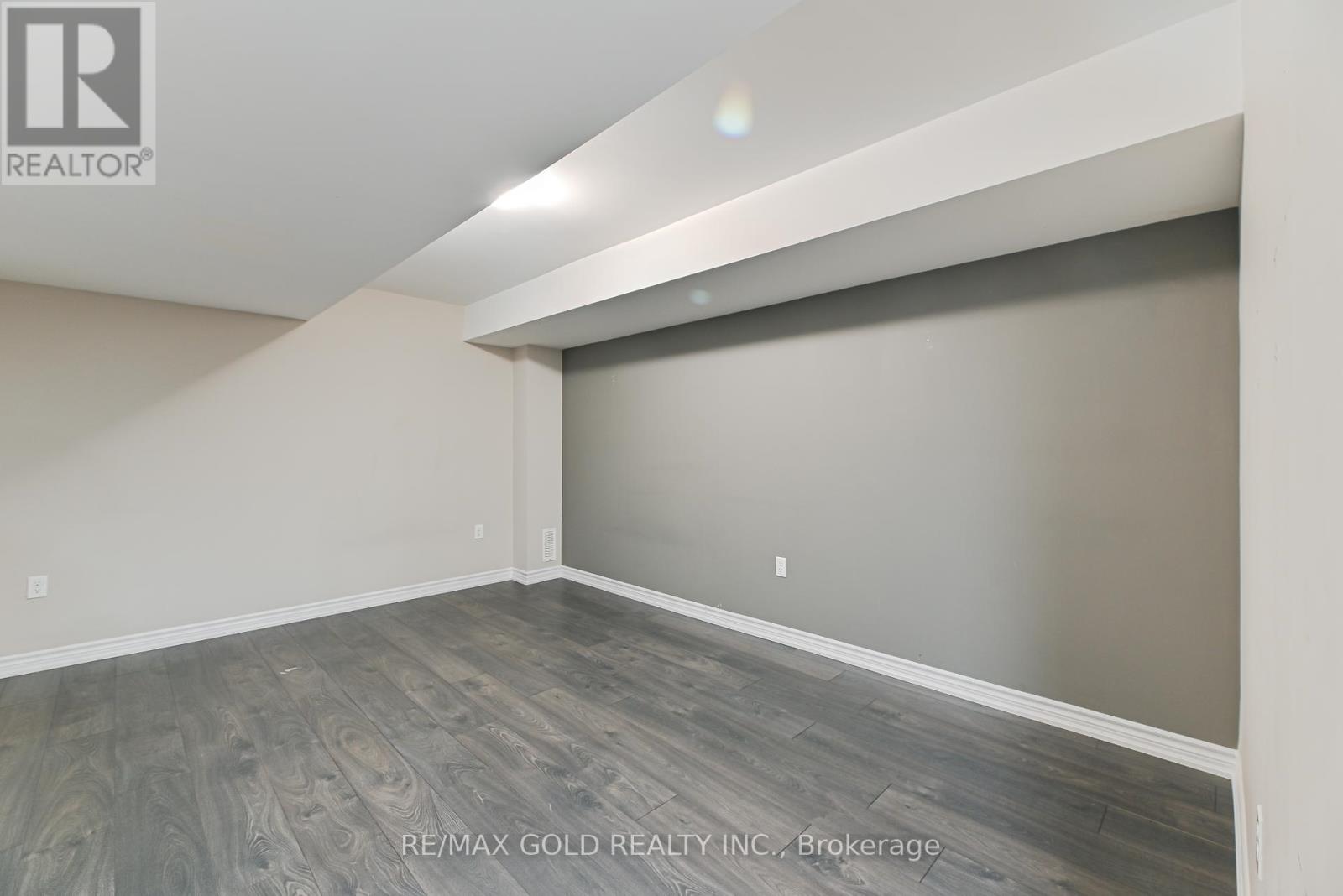 72 Brown Bear Street, Barrie, Ontario  L9J 0H8 - Photo 40 - S12383744