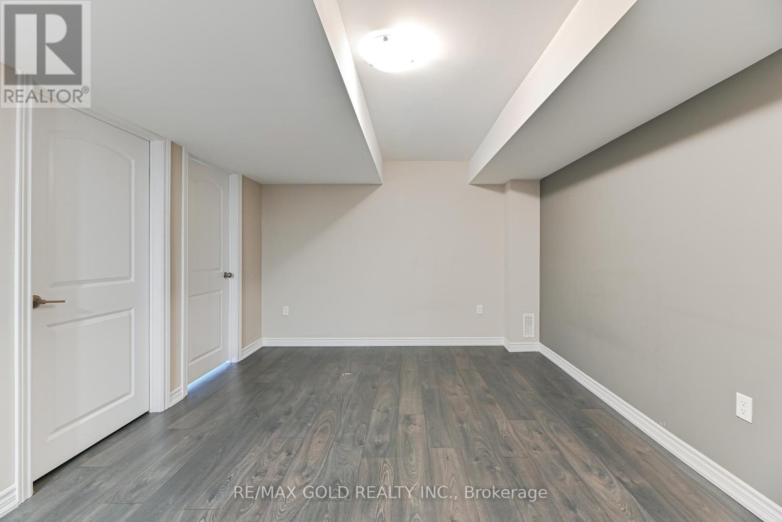 72 Brown Bear Street, Barrie, Ontario  L9J 0H8 - Photo 41 - S12383744