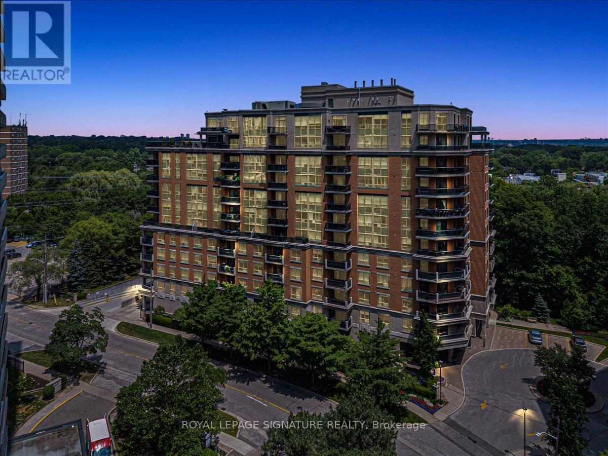 802 - 1 LOMOND DRIVE, Toronto, Ontario