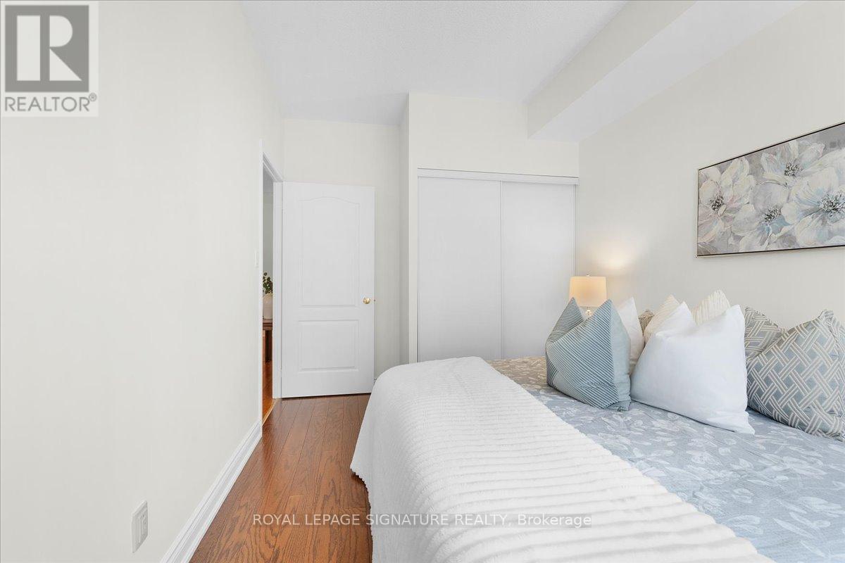 802 - 1 Lomond Drive, Toronto, Ontario  M8X 2Z3 - Photo 21 - W12383602