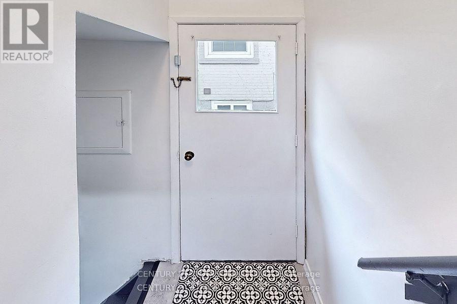 2335 Bostock Crescent, Mississauga (Clarkson), Ontario  L5J 3S8 - Photo 26 - W12383616