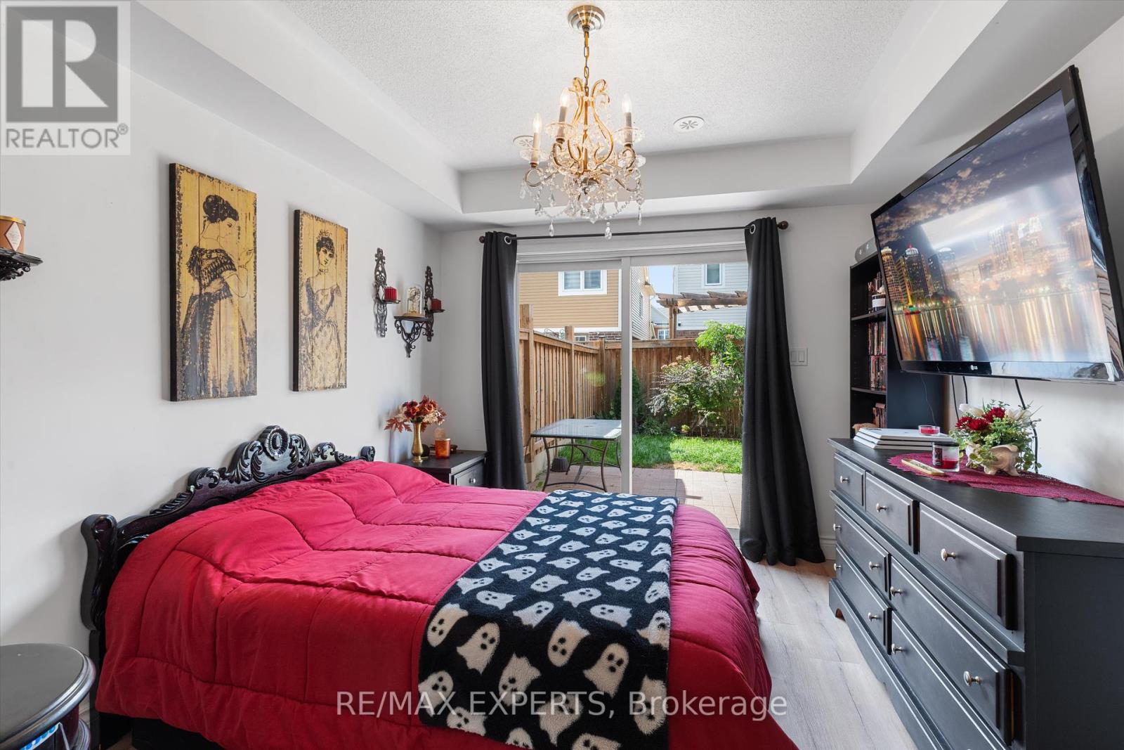 84 Vanhorne Close, Brampton (Brampton West), Ontario  L7A 0X9 - Photo 19 - W12383647
