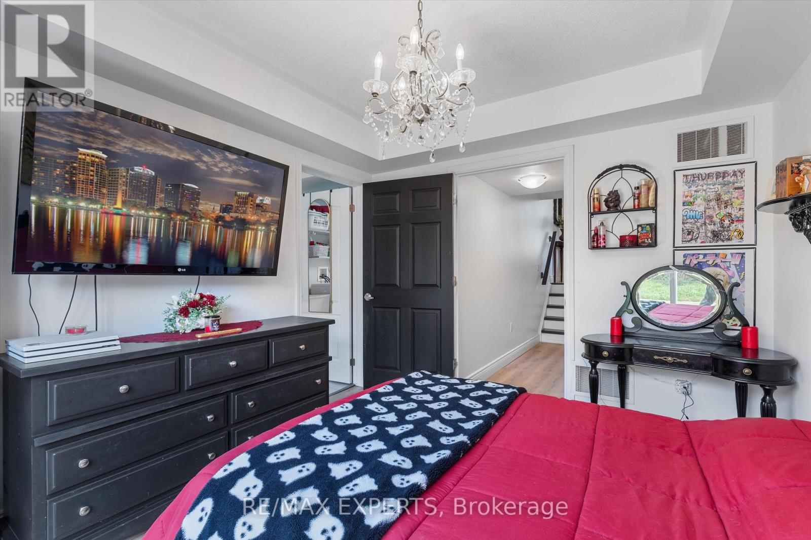 84 Vanhorne Close, Brampton (Brampton West), Ontario  L7A 0X9 - Photo 20 - W12383647