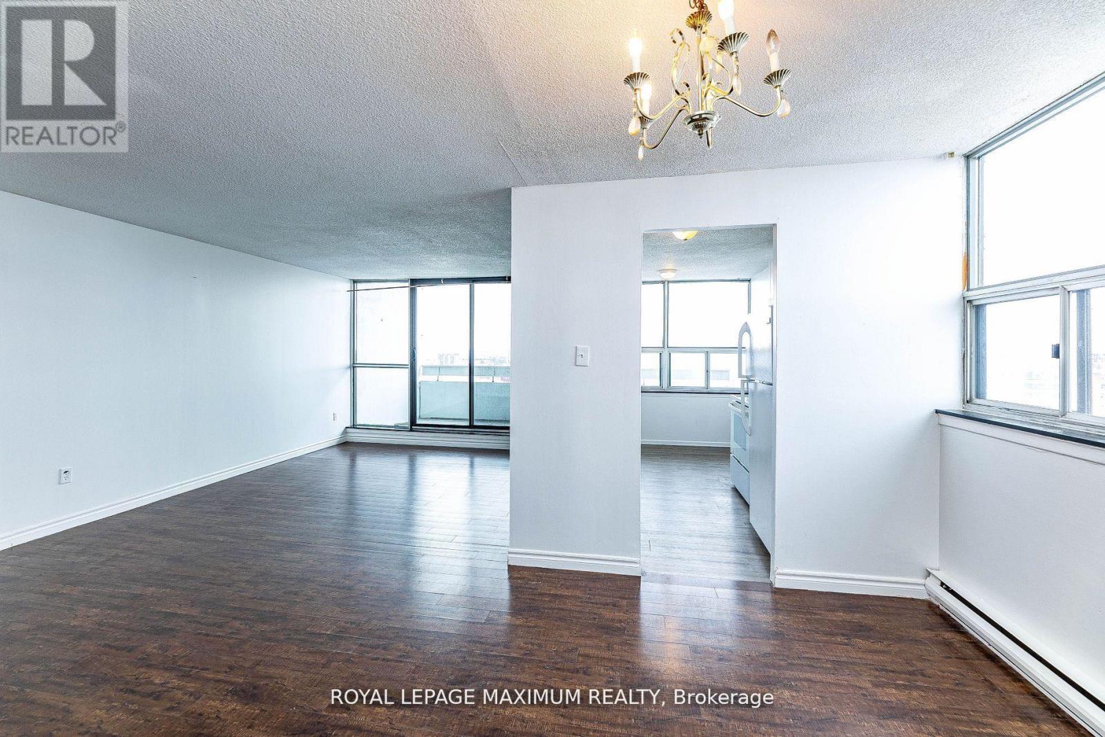 1912 - 15 Kensington Road, Brampton (Queen Street Corridor), Ontario  L6T 3W2 - Photo 12 - W12383676
