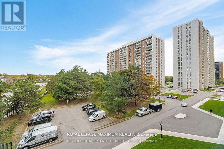 1912 - 15 Kensington Road, Brampton (Queen Street Corridor), Ontario  L6T 3W2 - Photo 37 - W12383676