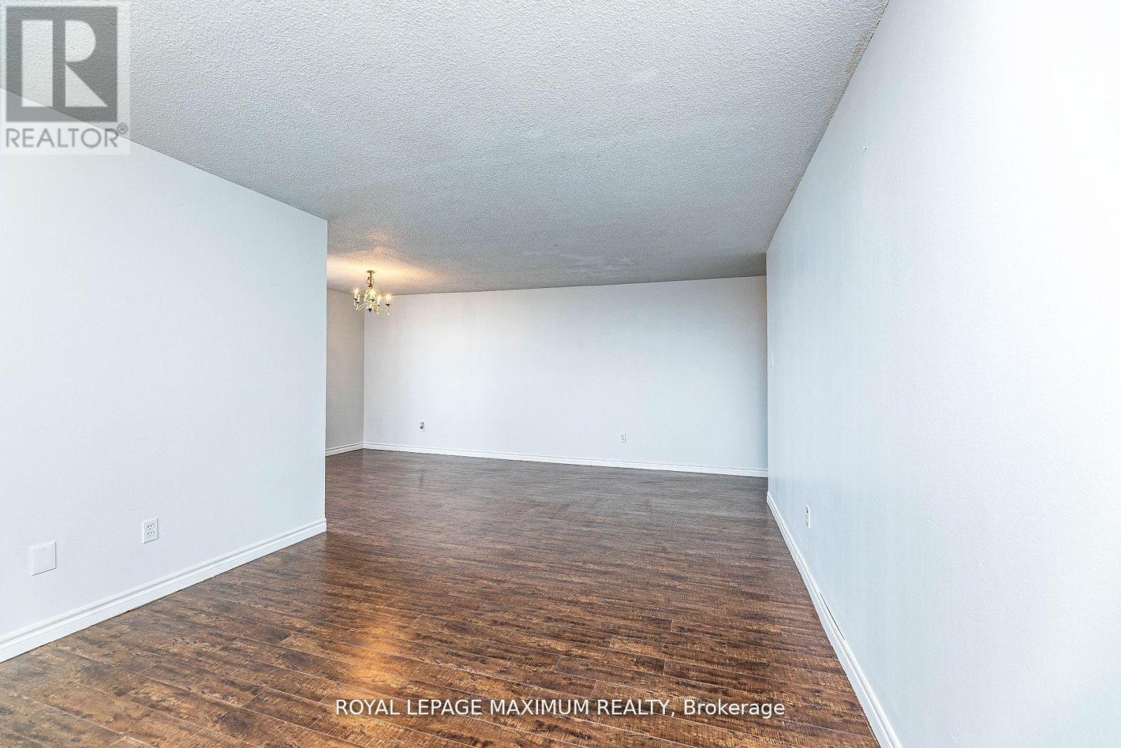 1912 - 15 Kensington Road, Brampton (Queen Street Corridor), Ontario  L6T 3W2 - Photo 8 - W12383676