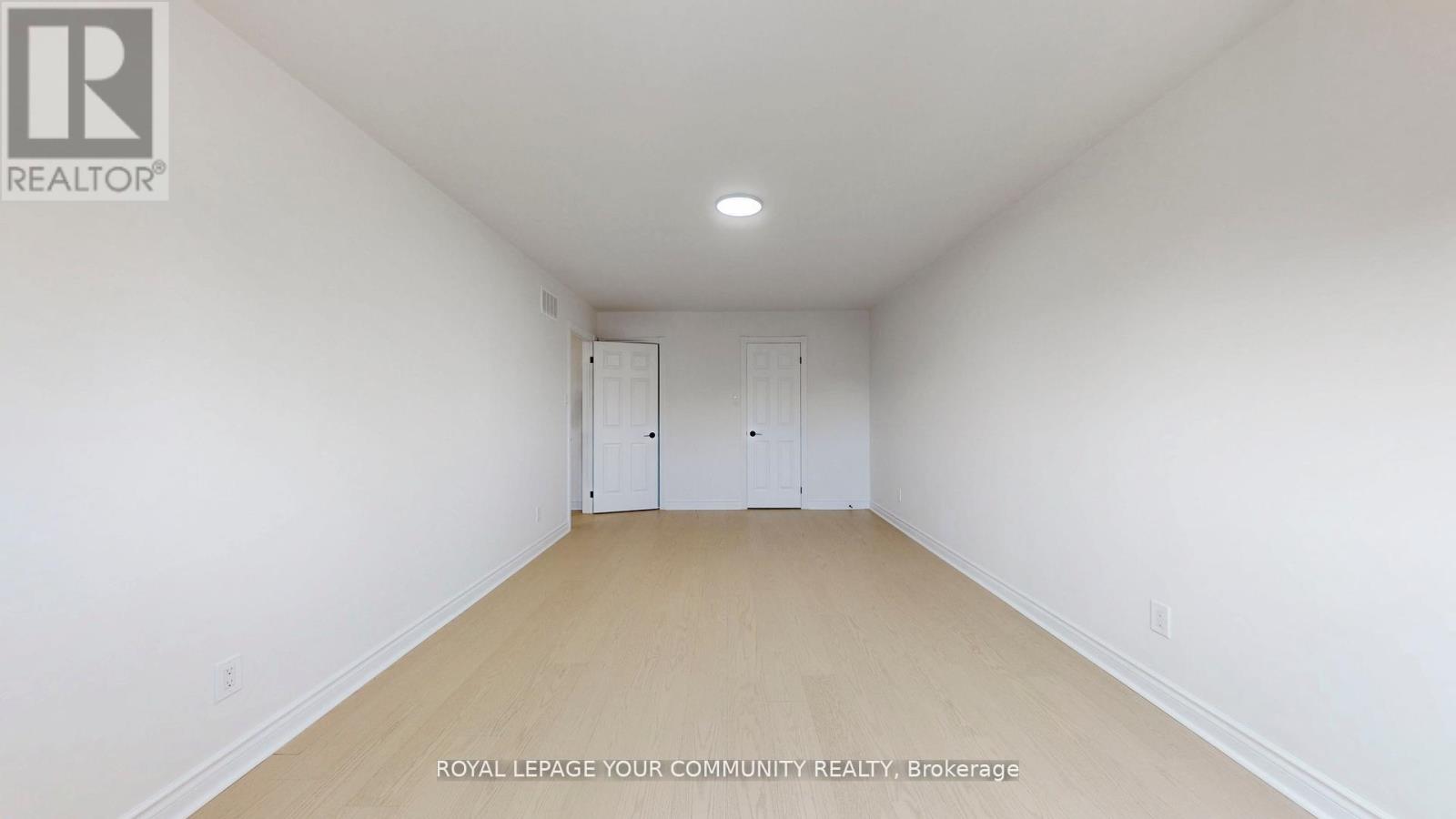 5158 Sundial Court, Mississauga (Hurontario), Ontario  L5R 2S9 - Photo 23 - W12383677