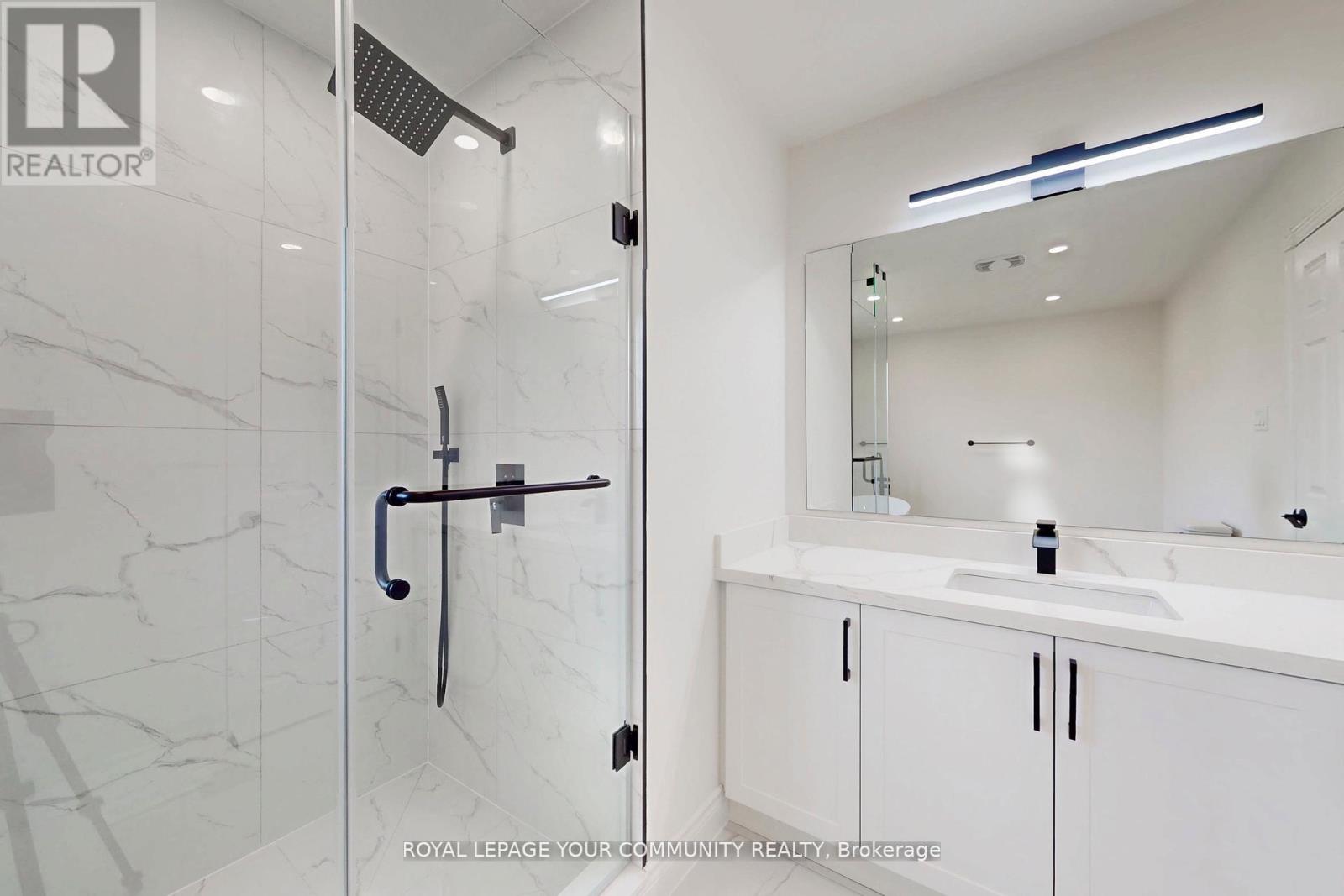 5158 Sundial Court, Mississauga (Hurontario), Ontario  L5R 2S9 - Photo 25 - W12383677