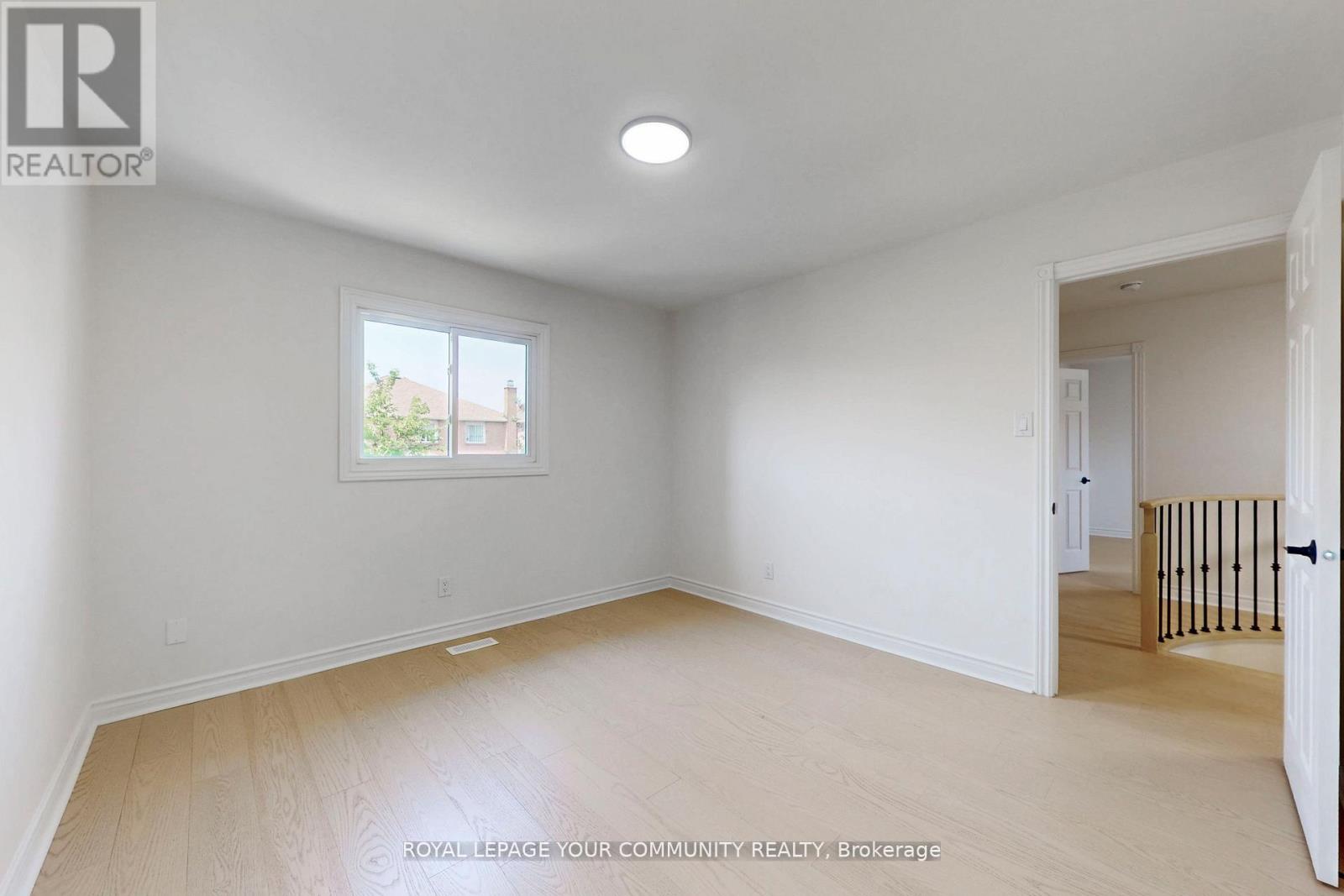 5158 Sundial Court, Mississauga (Hurontario), Ontario  L5R 2S9 - Photo 26 - W12383677