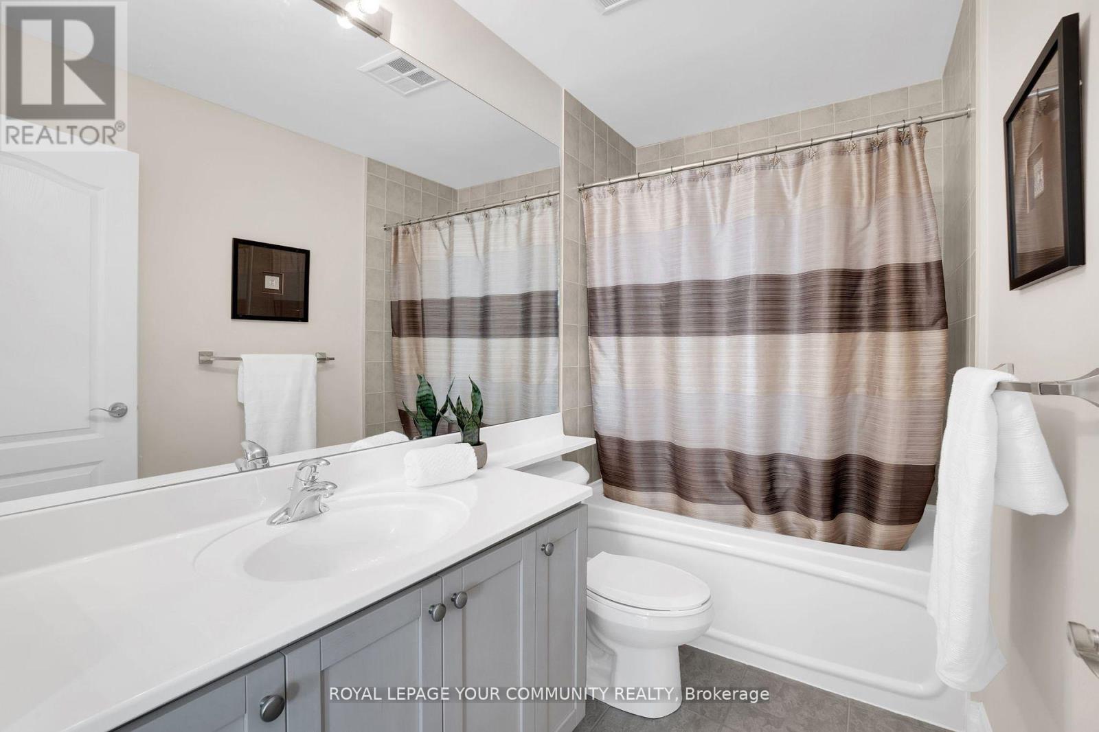 1506 - 2119 Lake Shore Boulevard W, Toronto, Ontario  M8V 4E8 - Photo 19 - W12383688