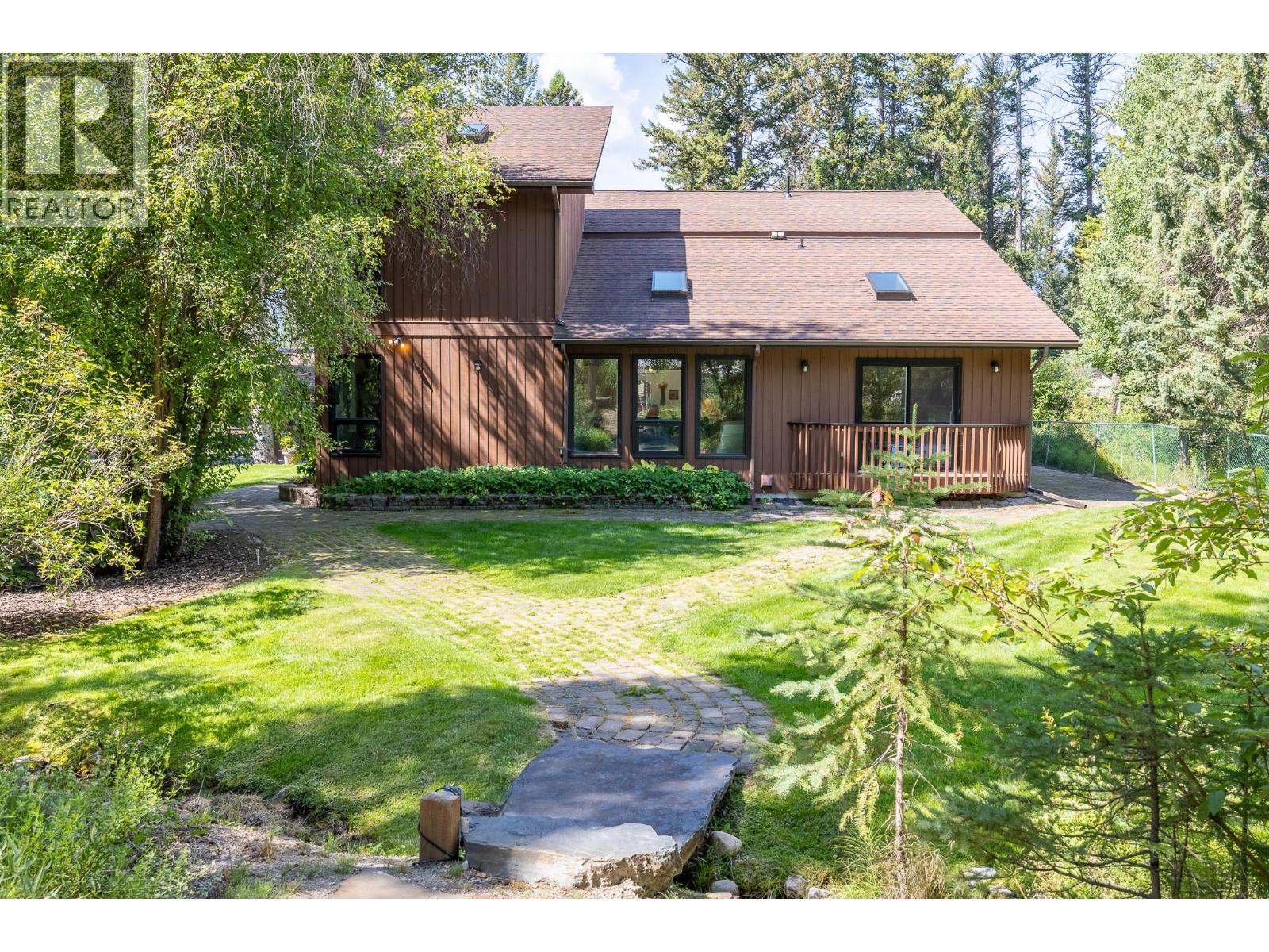 4725 Copper Crescent, Windermere, British Columbia  V0B 2L2 - Photo 49 - 10358161