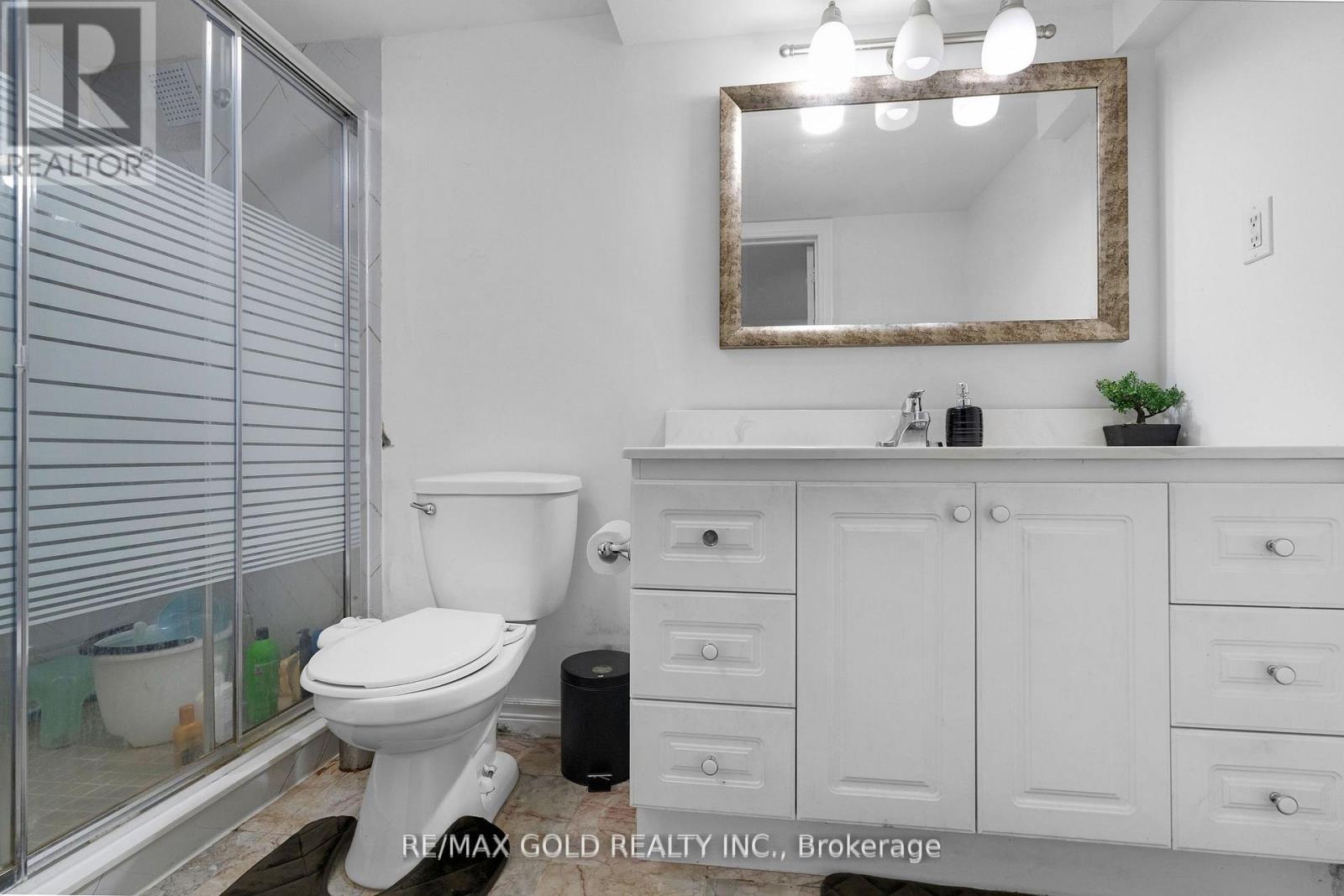 52 Linderwood Drive N, Brampton, Ontario  L7A 1S4 - Photo 32 - W12383747