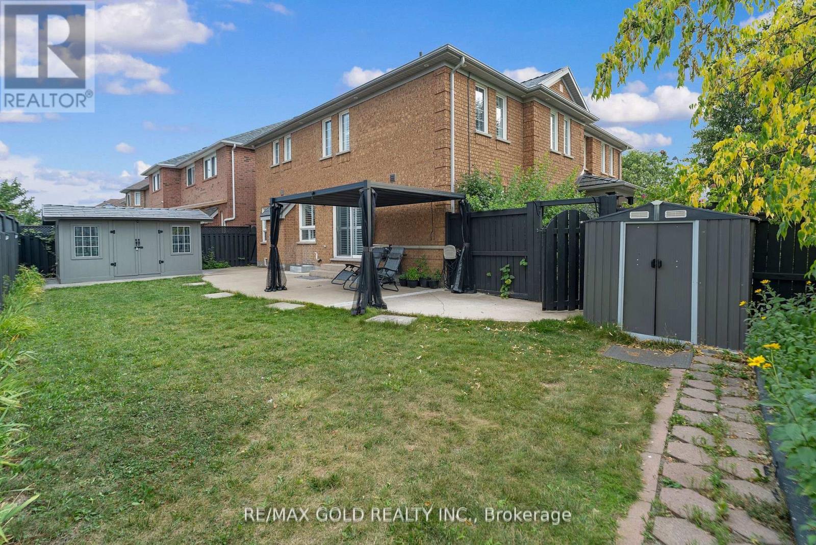 52 Linderwood Drive N, Brampton, Ontario  L7A 1S4 - Photo 46 - W12383747