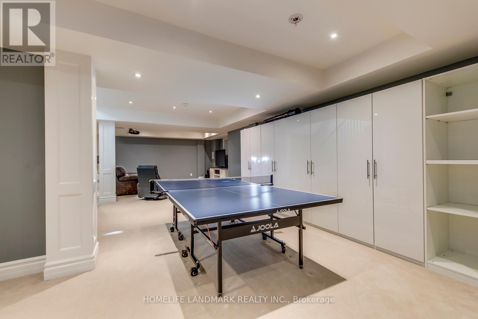 214 Waneta Drive, Oakville (Wo West), Ontario  L6K 2T5 - Photo 29 - W12383759