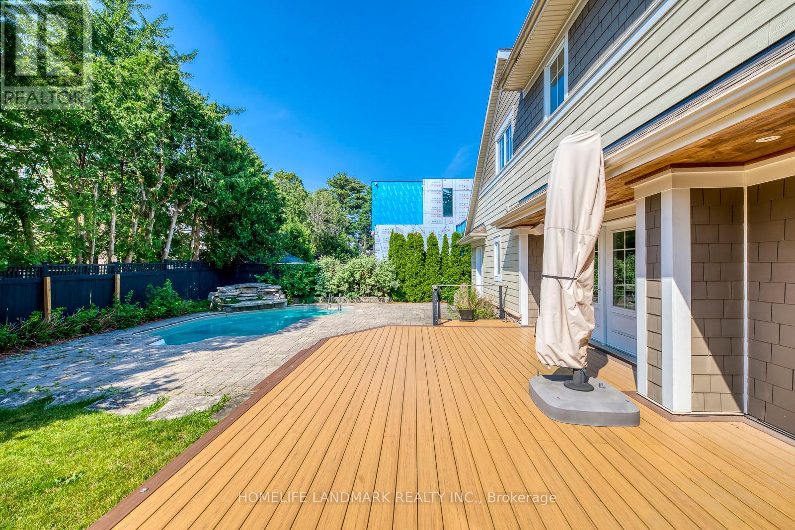 214 Waneta Drive, Oakville (Wo West), Ontario  L6K 2T5 - Photo 34 - W12383759