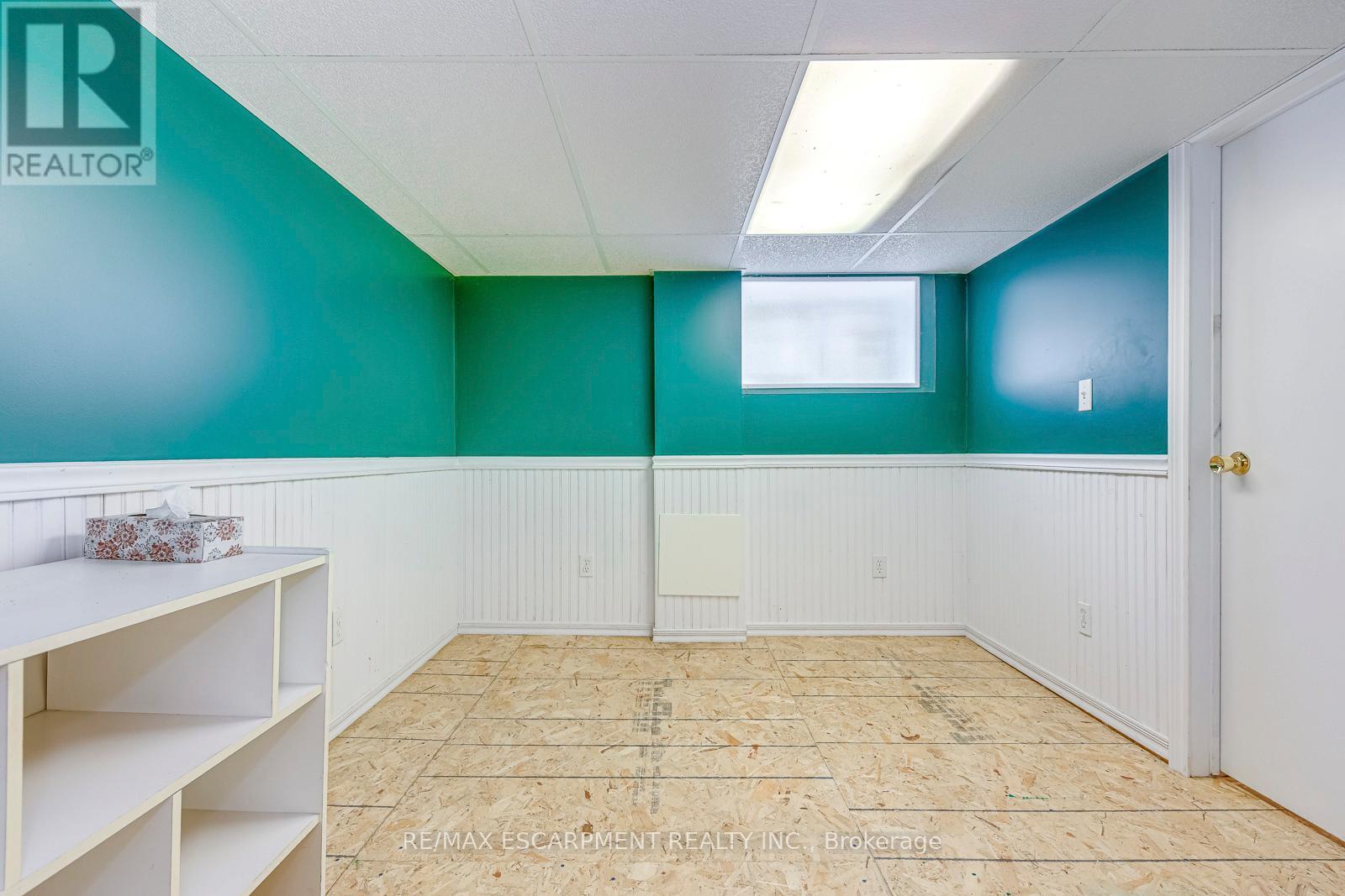 5188 Maple Street, Niagara Falls, Ontario  L2E 2N4 - Photo 26 - X12383758