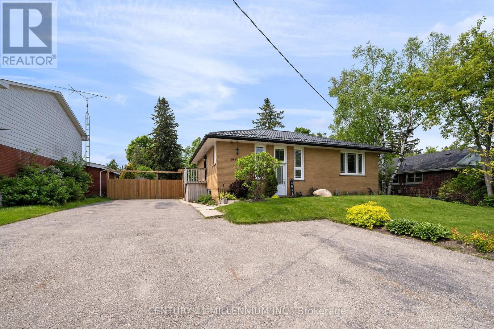 Property at 214 DANIEL STREET image 2